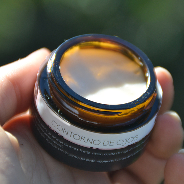 contorno_de_ojos_natural_mamaquilla02