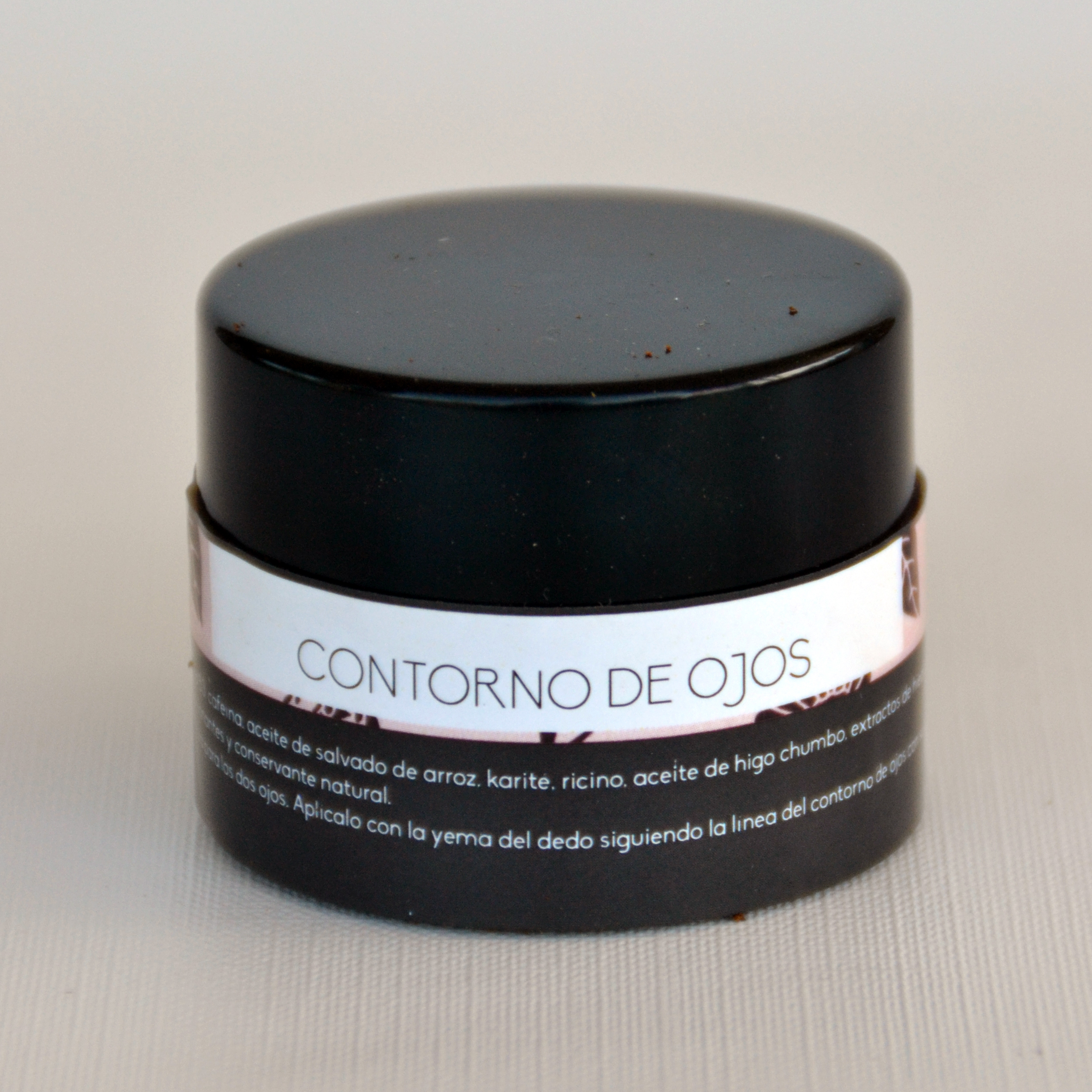 contorno_de_ojos_natural_mamaquilla04