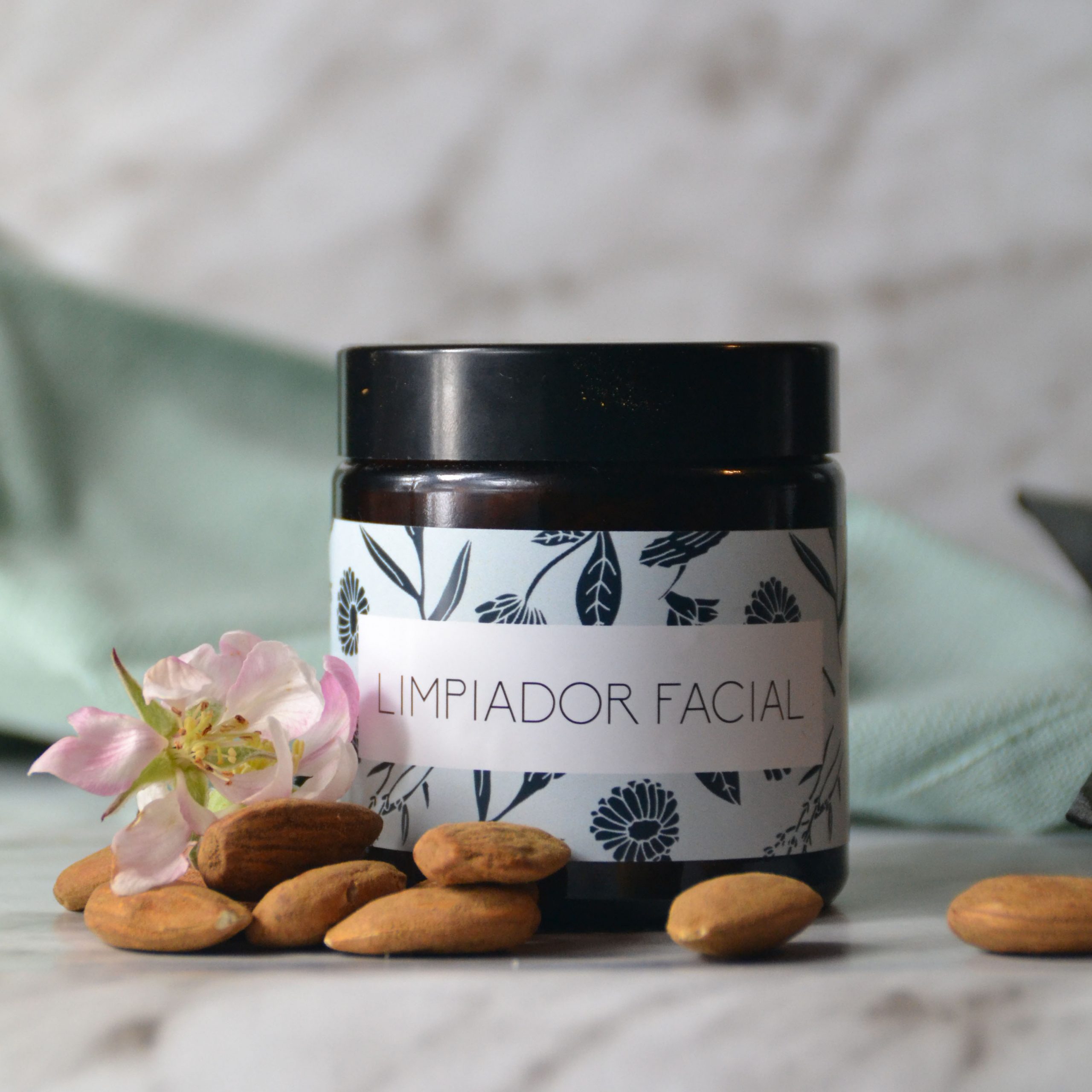 limpiador_facial_natural_mamaquilla02